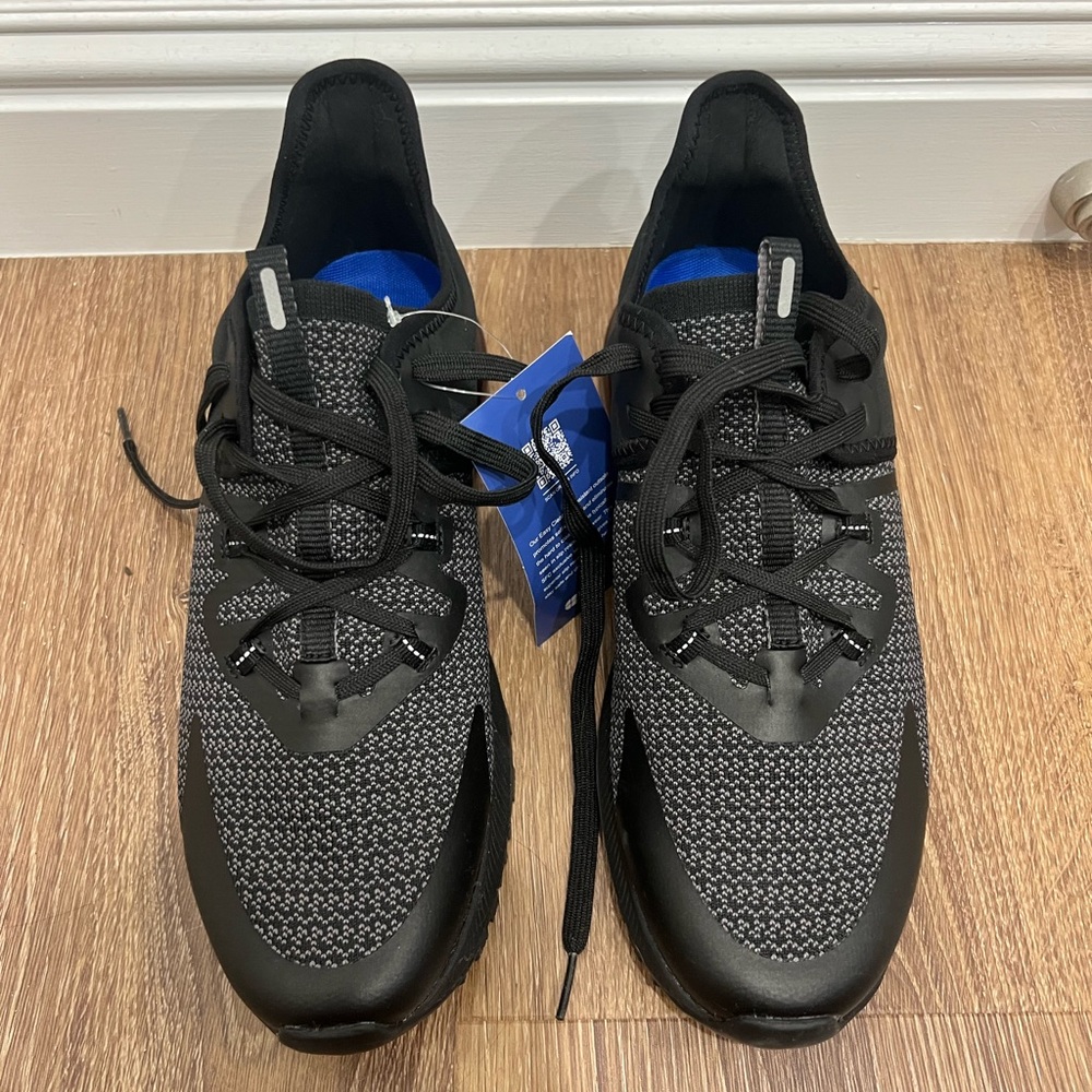Non slip Sneakers